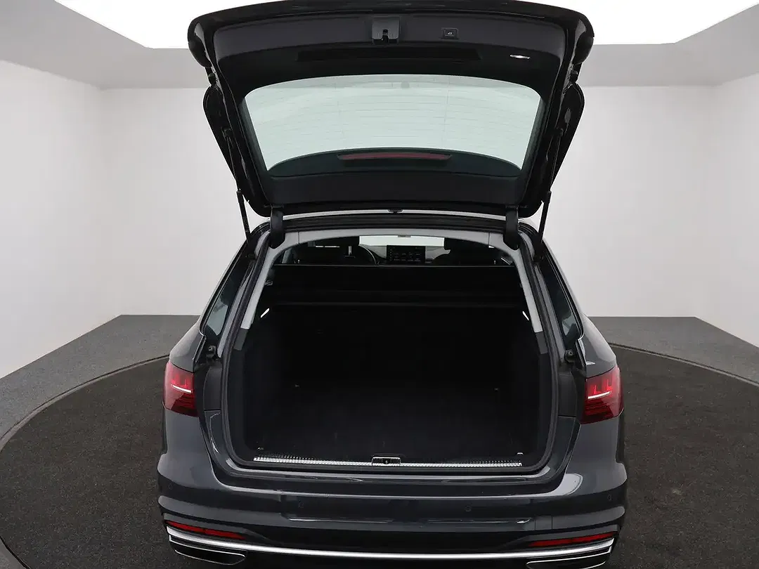 Audi A4 - Thumbnail 13
