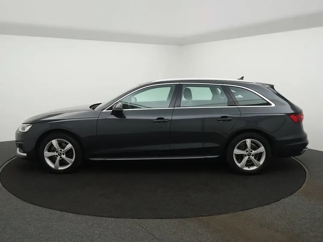 Audi A4 - Thumbnail 4