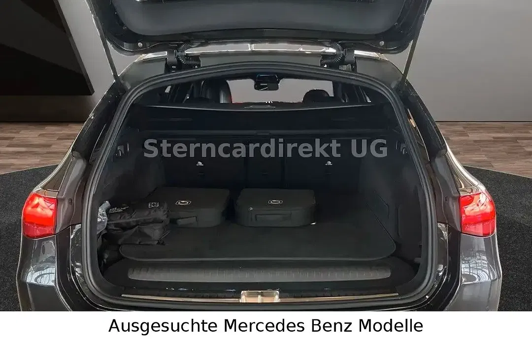 Mercedes-Benz E 300 - Thumbnail 10