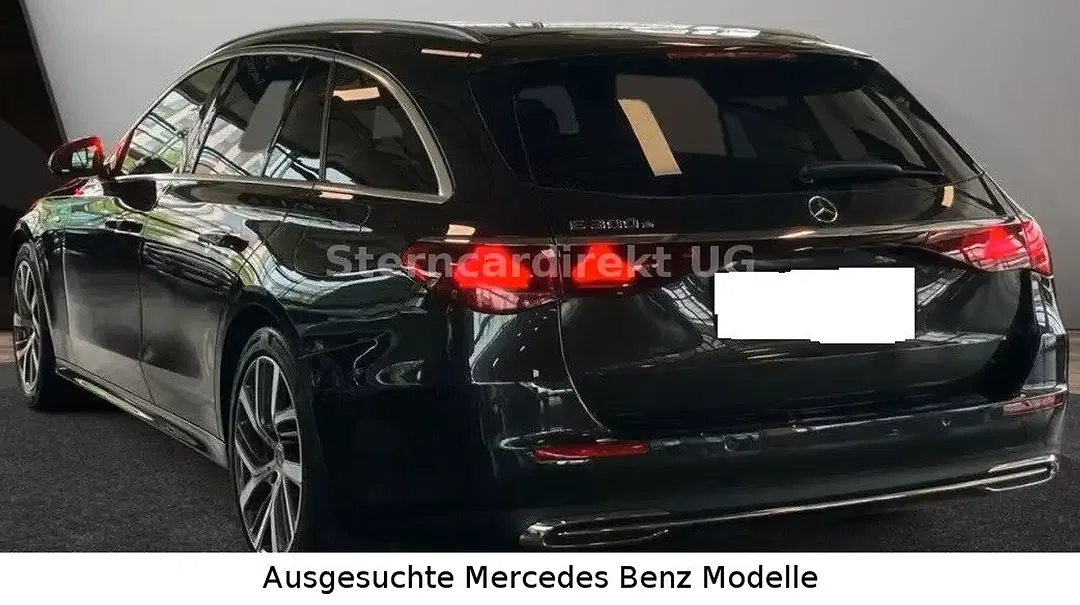 Mercedes-Benz E 300 - Thumbnail 4