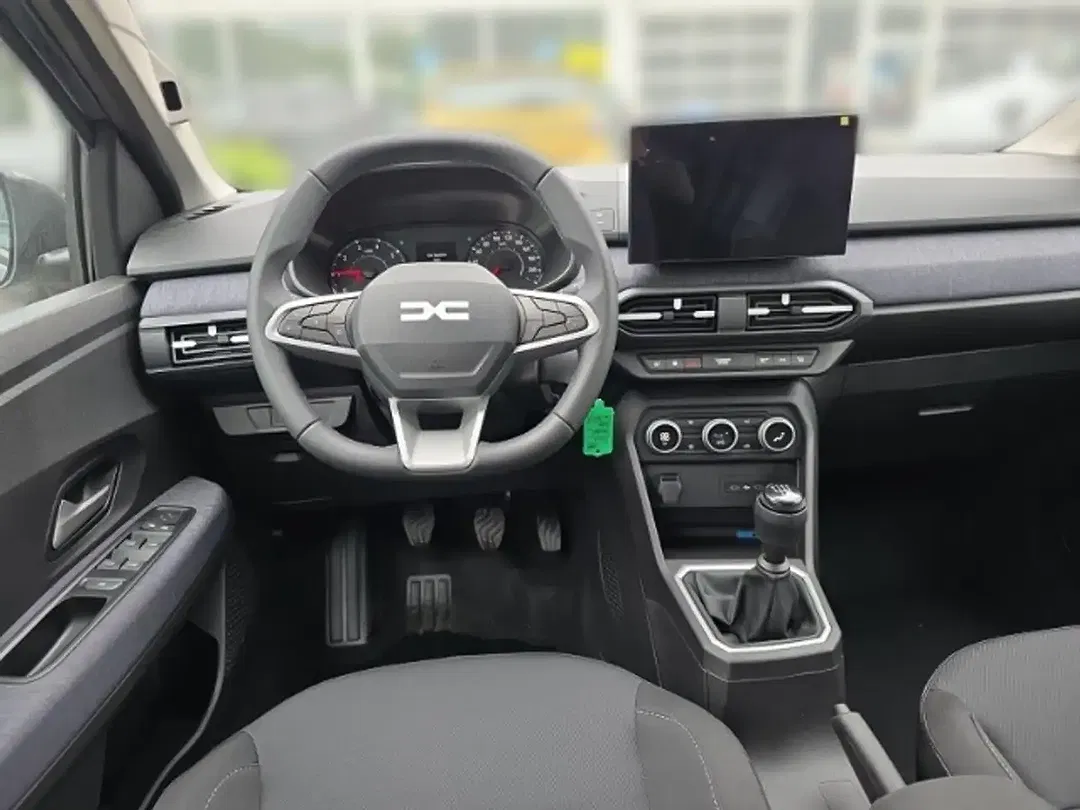 Dacia Sandero - Thumbnail 9
