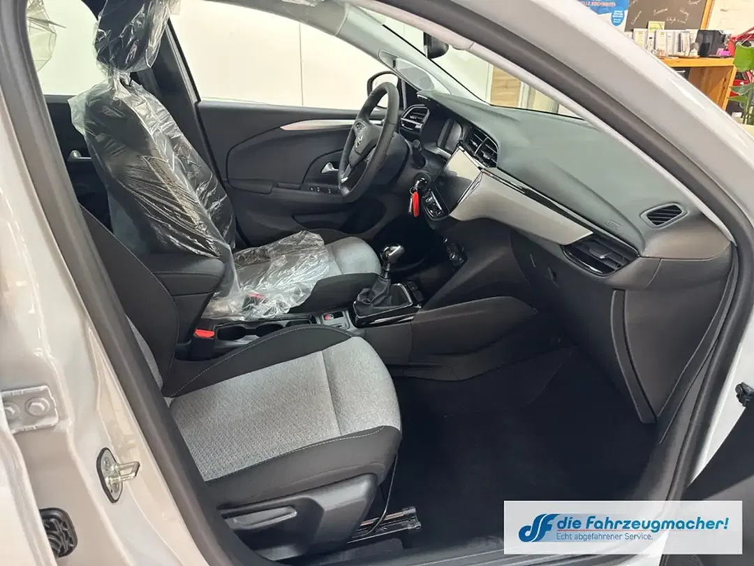 Opel Corsa - Thumbnail 9