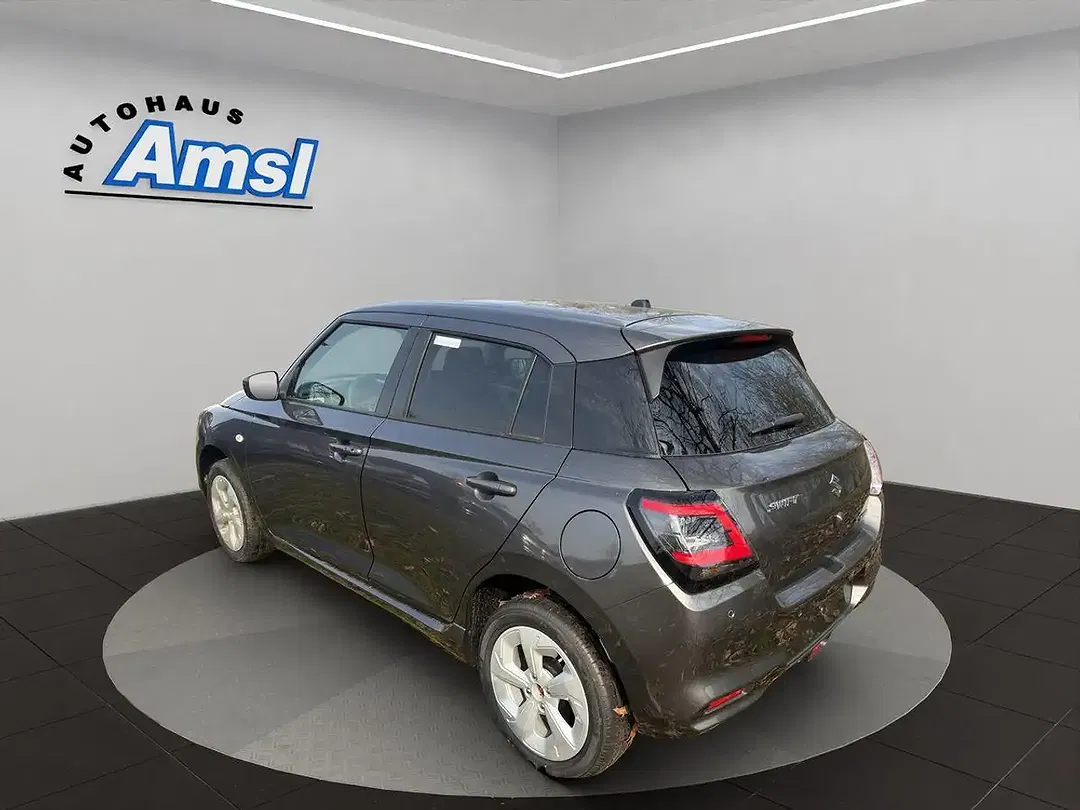 Suzuki Swift - Thumbnail 4