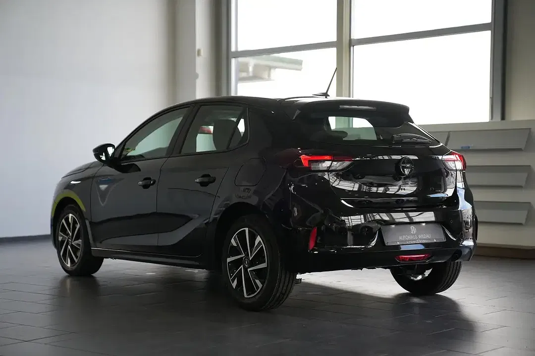 Opel Corsa - Thumbnail 10