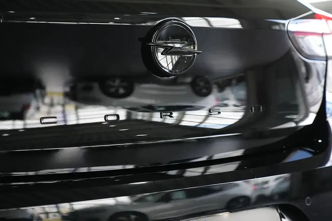 Opel Corsa - Thumbnail 12