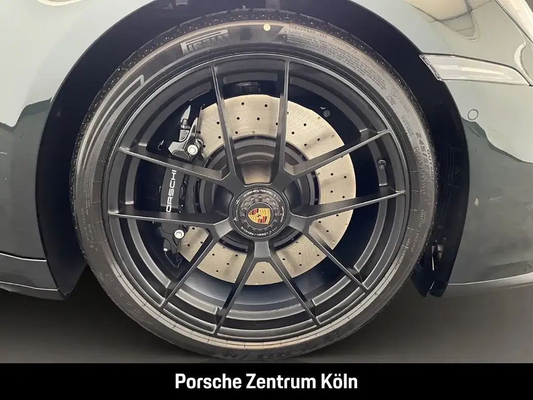 Porsche 992 - Thumbnail 9