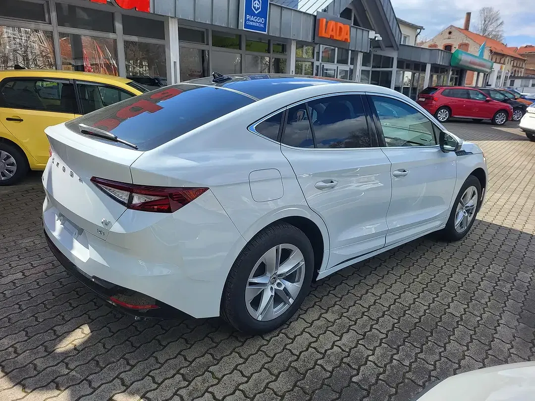 Skoda Enyaq - Thumbnail 6
