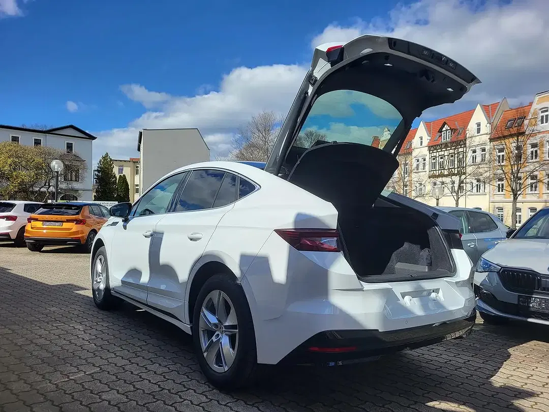 Skoda Enyaq - Thumbnail 8