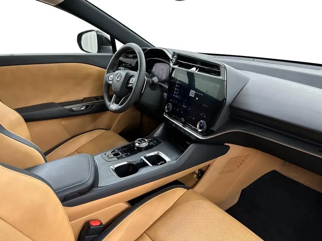 Lexus RZ - Thumbnail 8