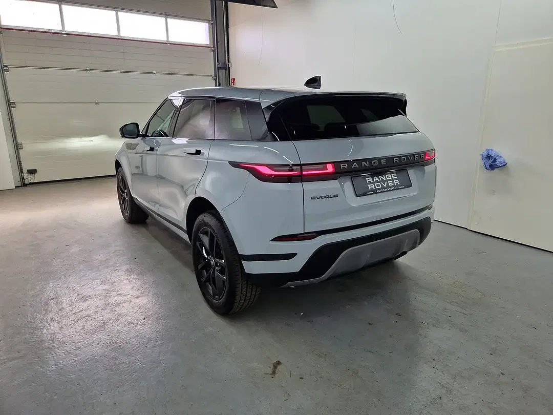 Land Rover Range Rover Evoque - Thumbnail 2