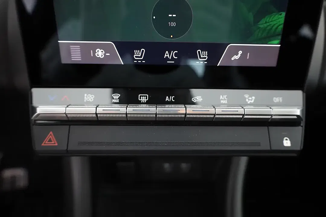 Renault Captur - Thumbnail 11
