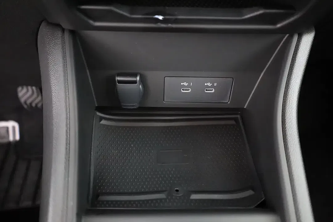 Renault Captur - Thumbnail 12
