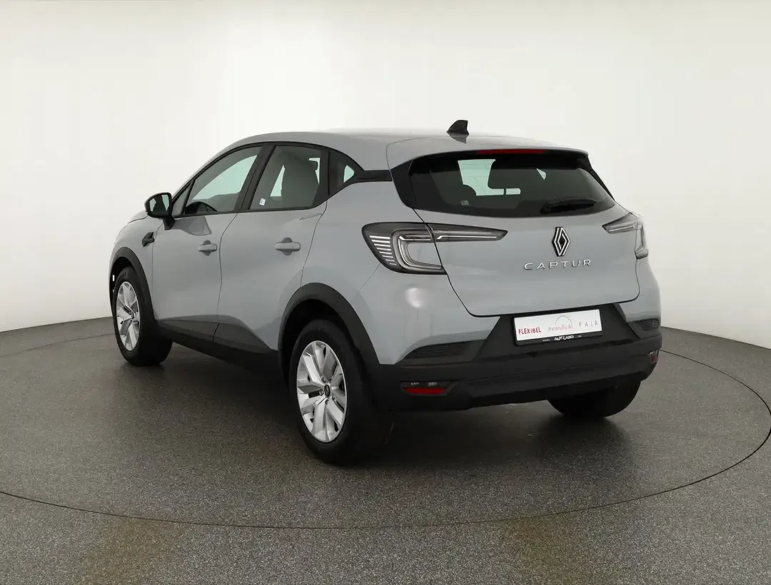 Renault Captur - Thumbnail 2