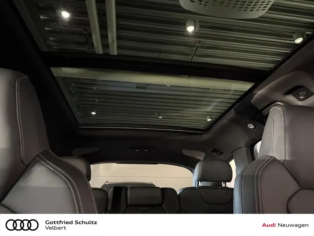 Audi Q7 - Thumbnail 12