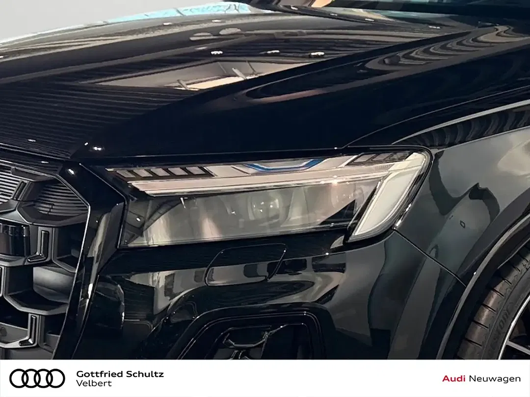 Audi Q7 - Thumbnail 5
