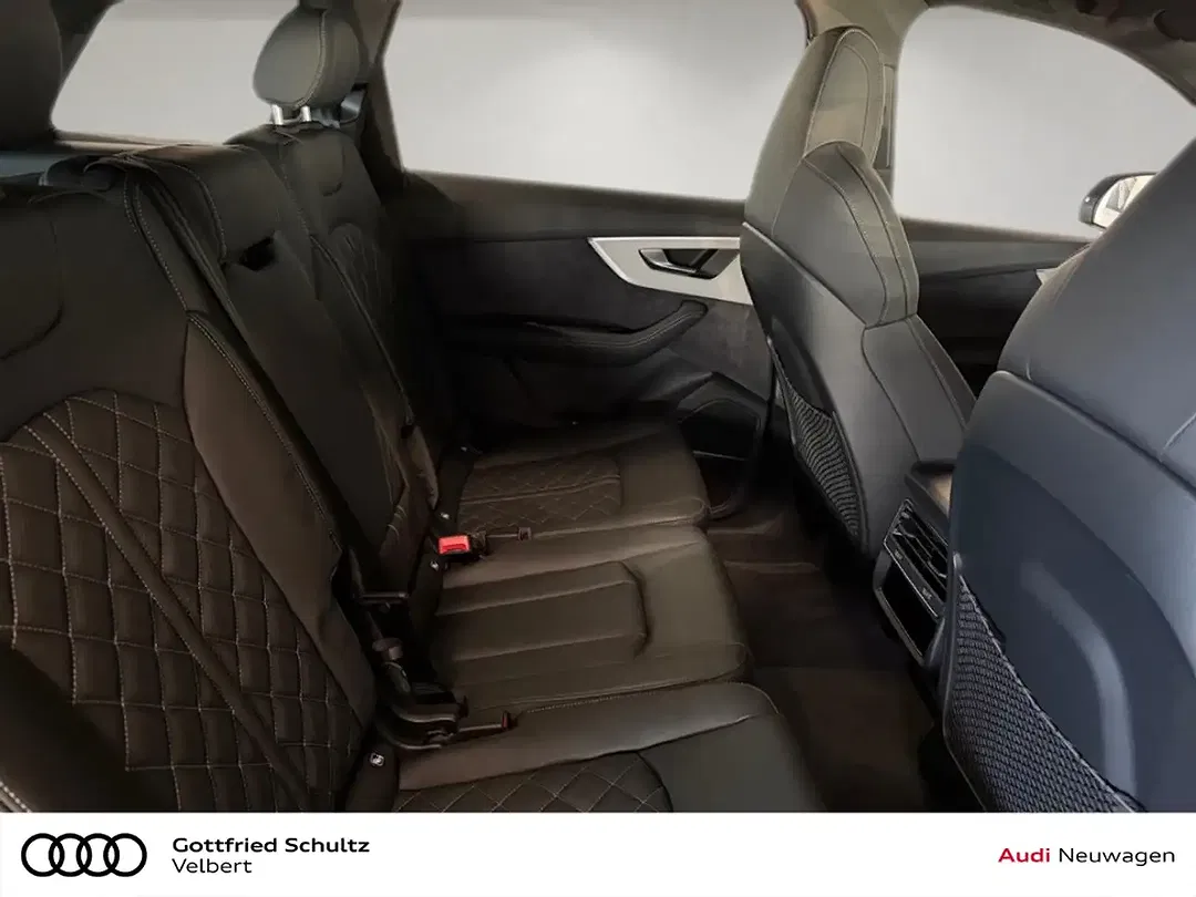 Audi Q7 - Thumbnail 7