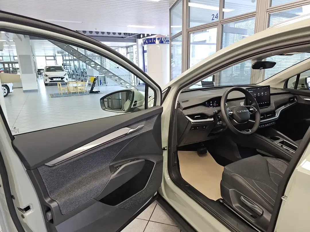 Skoda Elroq - Thumbnail 28