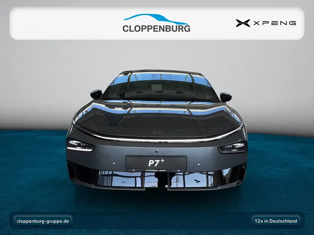 Xpeng P7 - Thumbnail 9