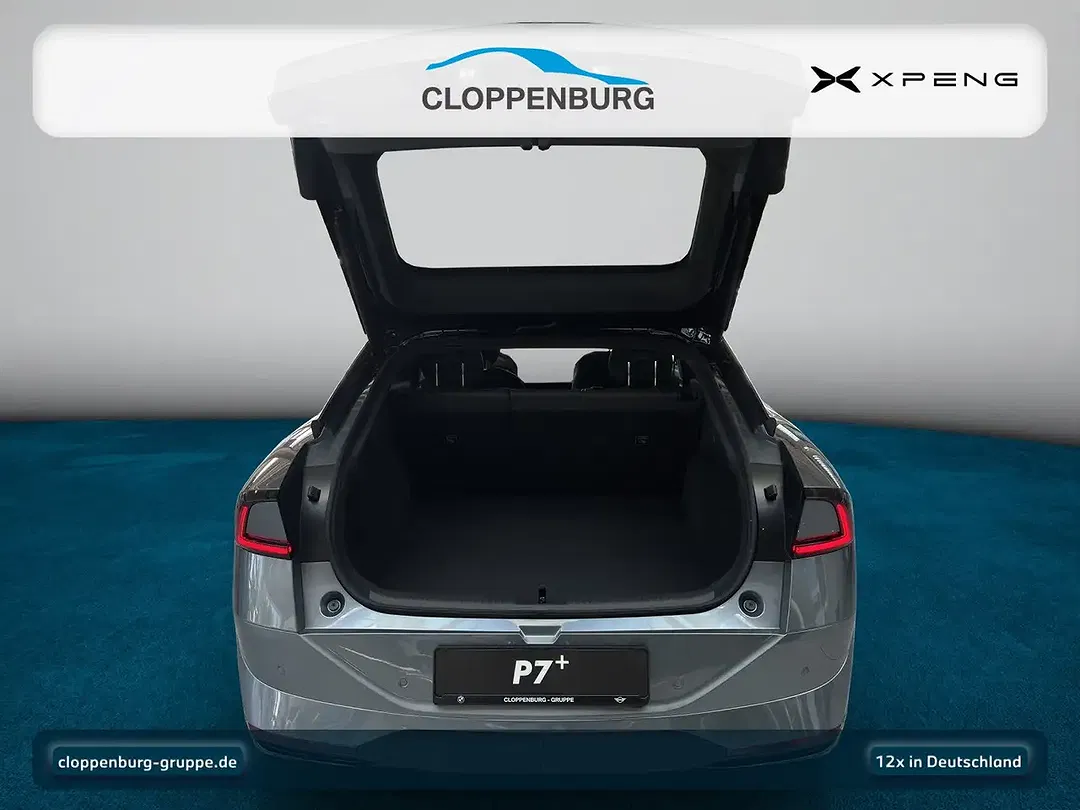 Xpeng P7 - Thumbnail 5