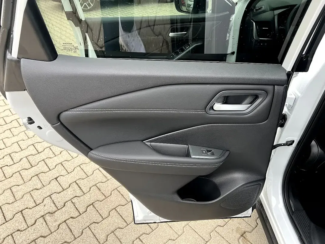 Nissan Qashqai - Thumbnail 11