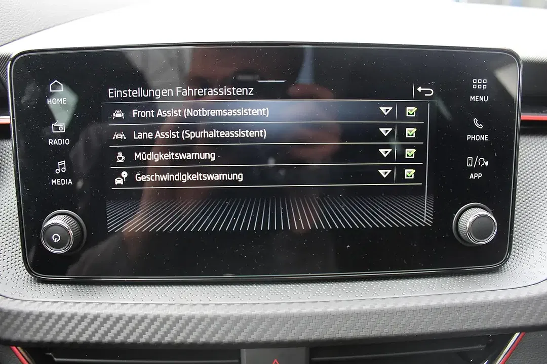 Skoda Kamiq - Thumbnail 17