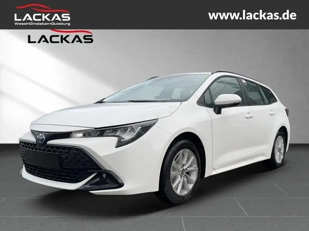 Toyota Corolla - Thumbnail 3