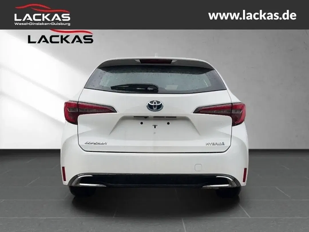 Toyota Corolla - Thumbnail 6