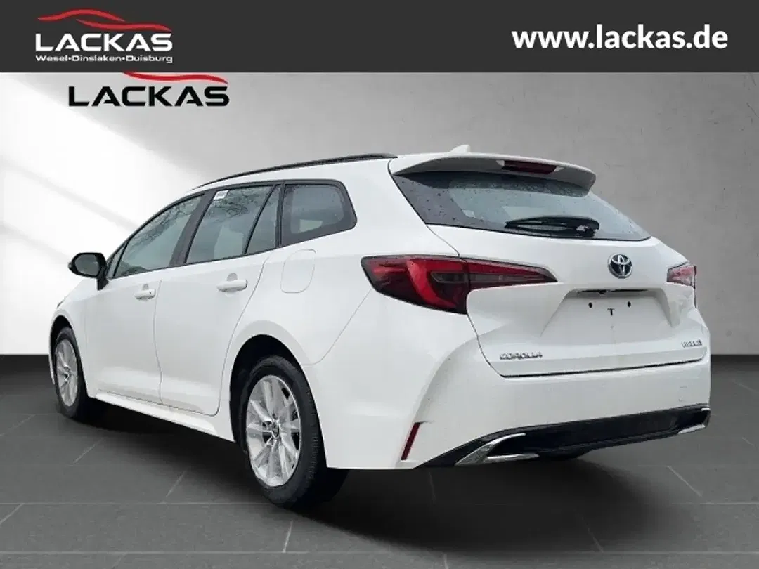 Toyota Corolla - Thumbnail 7