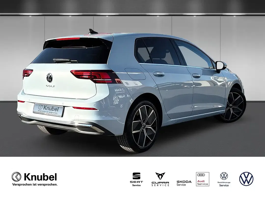 Volkswagen Golf - Thumbnail 2