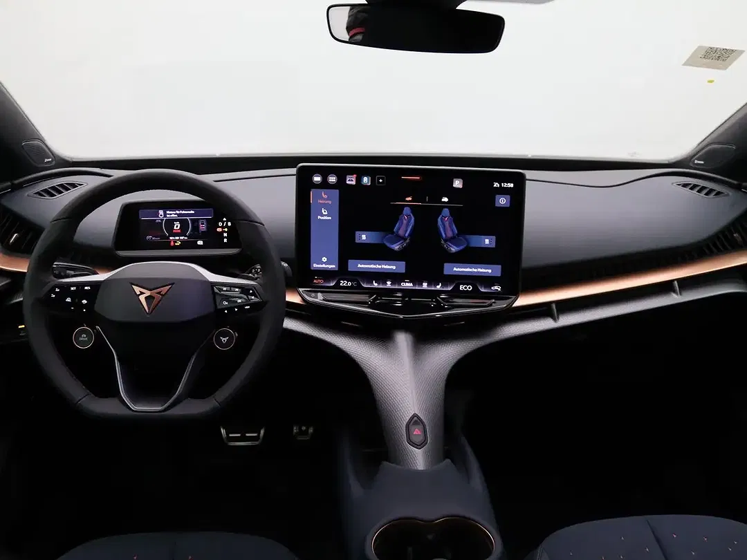 CUPRA Tavascan - Thumbnail 11