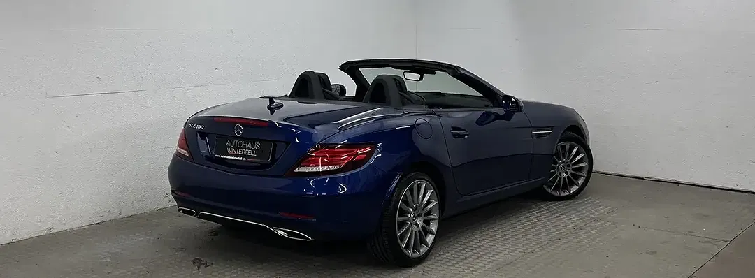 Mercedes-Benz SLC 180 - Thumbnail 5