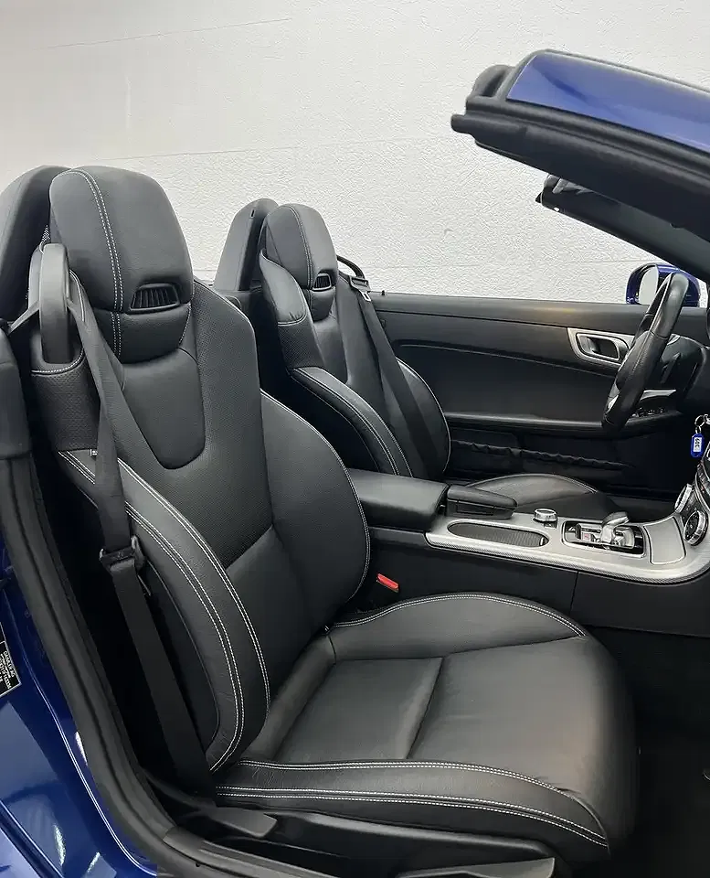 Mercedes-Benz SLC 180 - Thumbnail 9