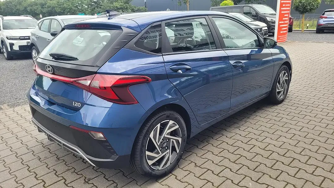 Hyundai i20 - Thumbnail 4