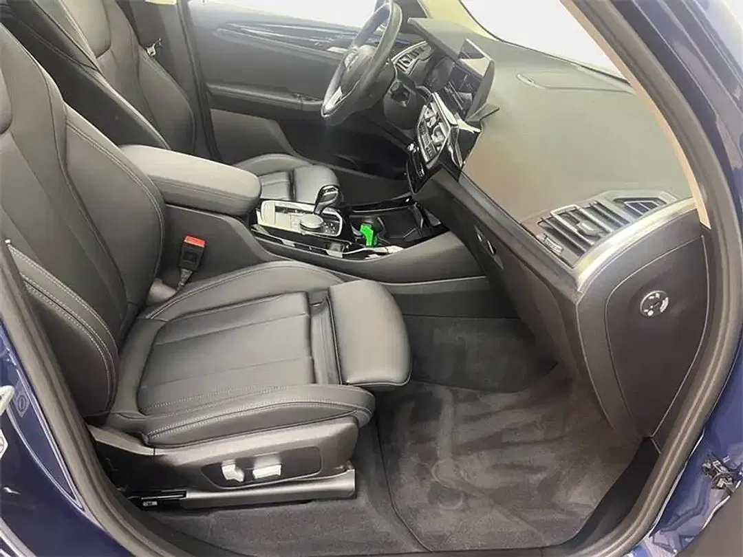 BMW X3 - Thumbnail 4