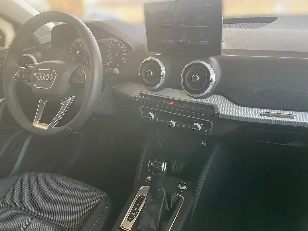 Audi Q2 - Thumbnail 12