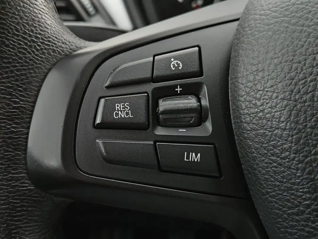BMW X1 - Thumbnail 19