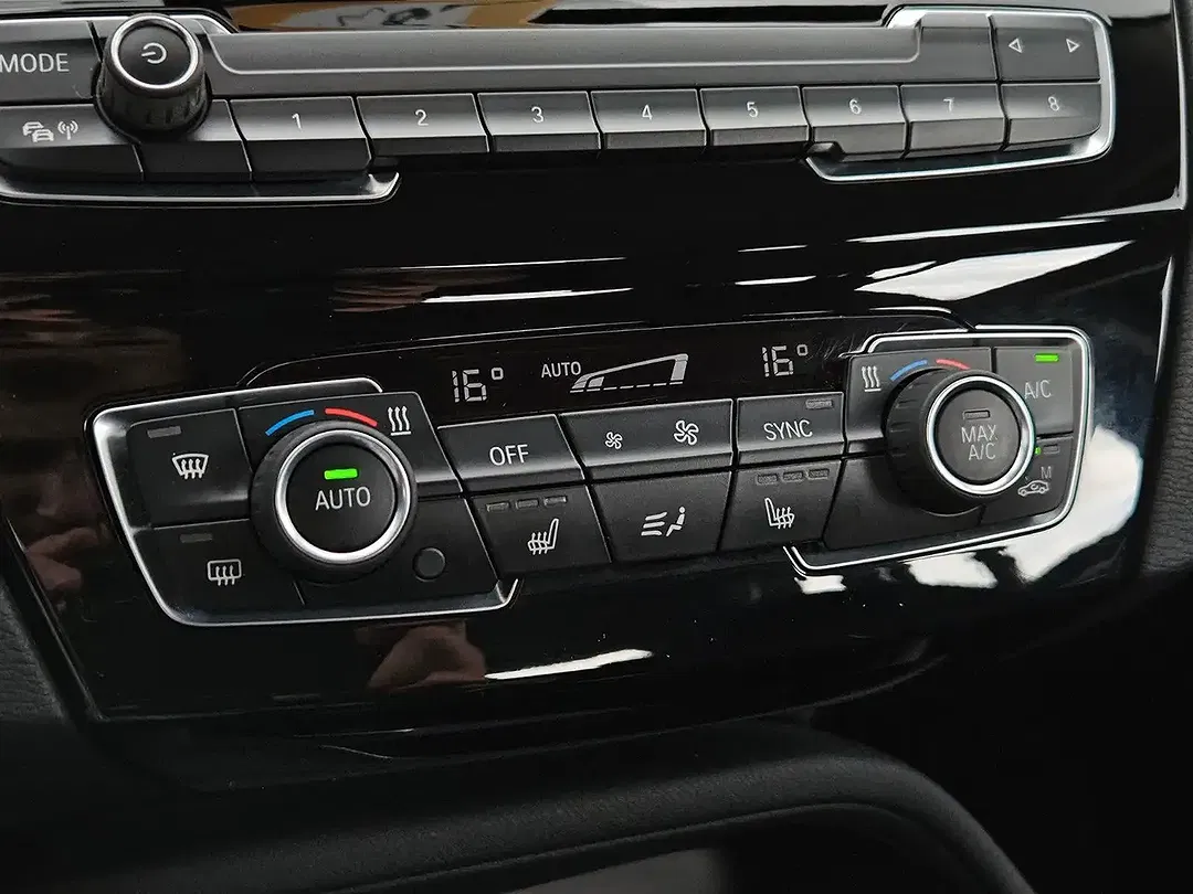 BMW X1 - Thumbnail 28