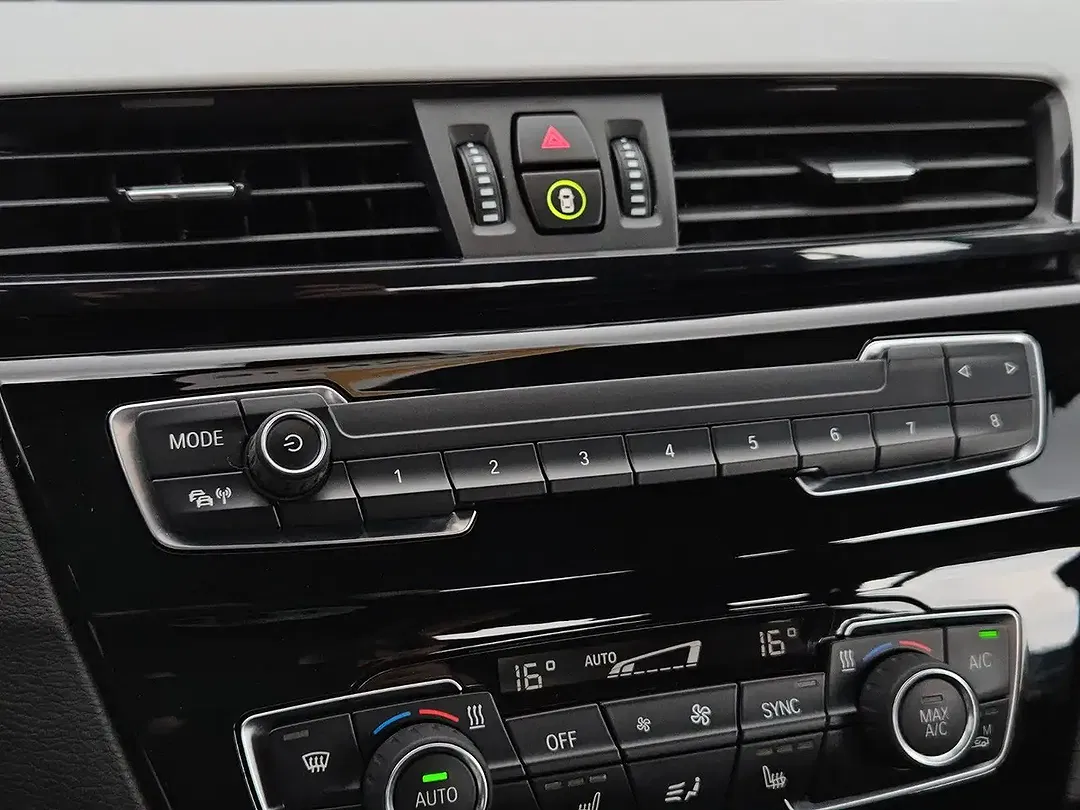 BMW X1 - Thumbnail 29