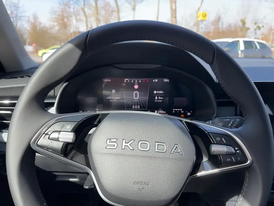 Skoda Kamiq - Thumbnail 11