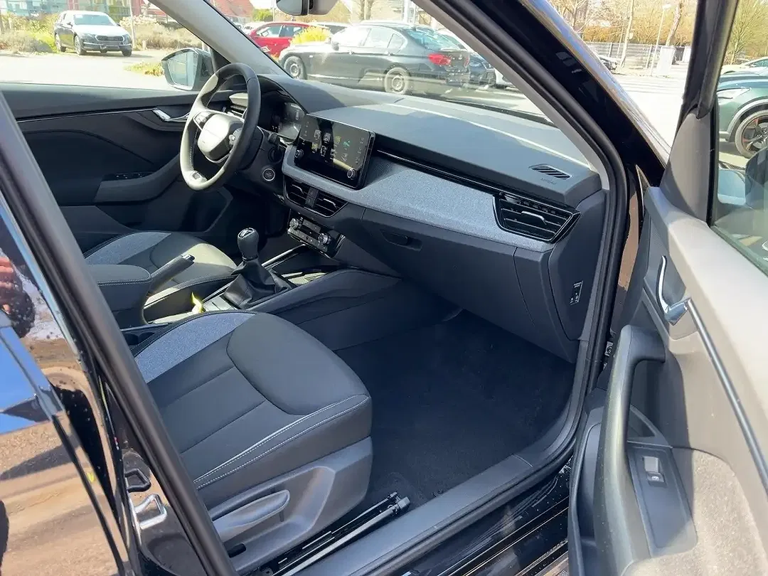 Skoda Kamiq - Thumbnail 8