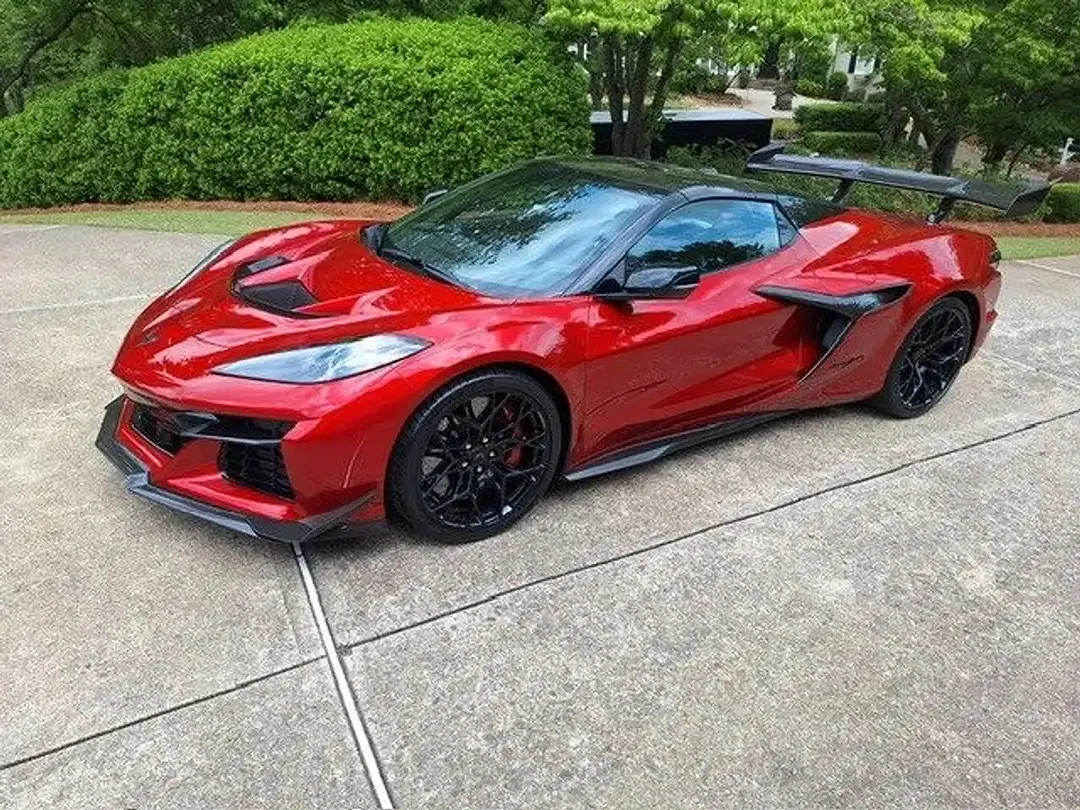 Corvette ZR1 - Thumbnail 1