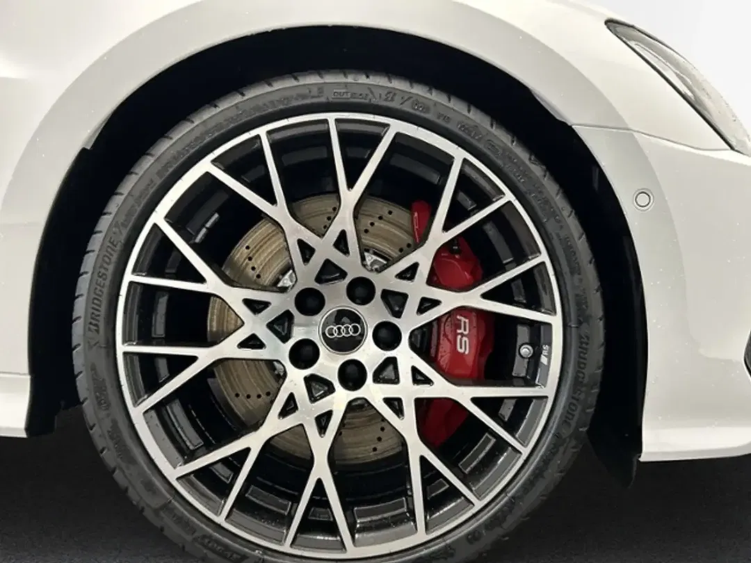 Audi RS3 - Thumbnail 4
