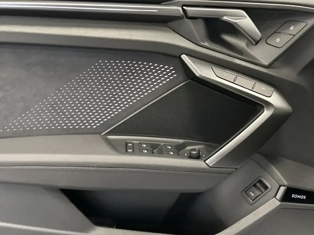 Audi RS3 - Thumbnail 7