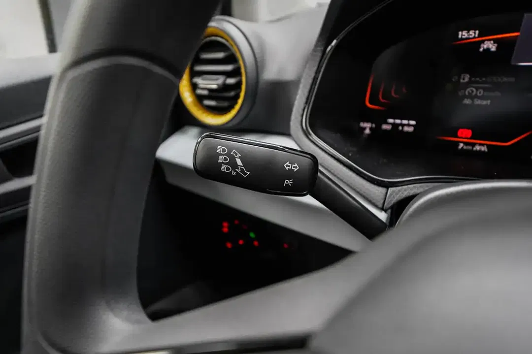 SEAT Arona - Thumbnail 10