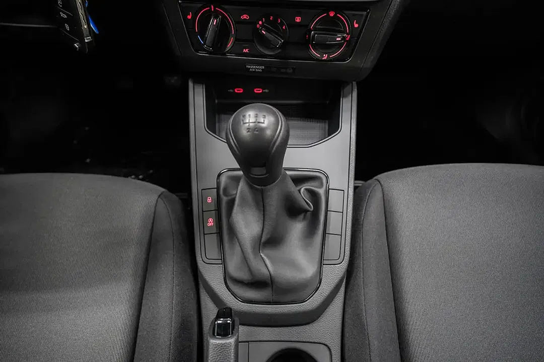 SEAT Arona - Thumbnail 11