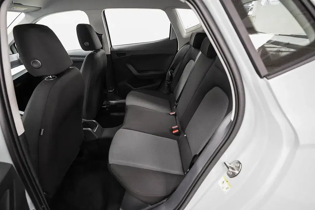 SEAT Arona - Thumbnail 14