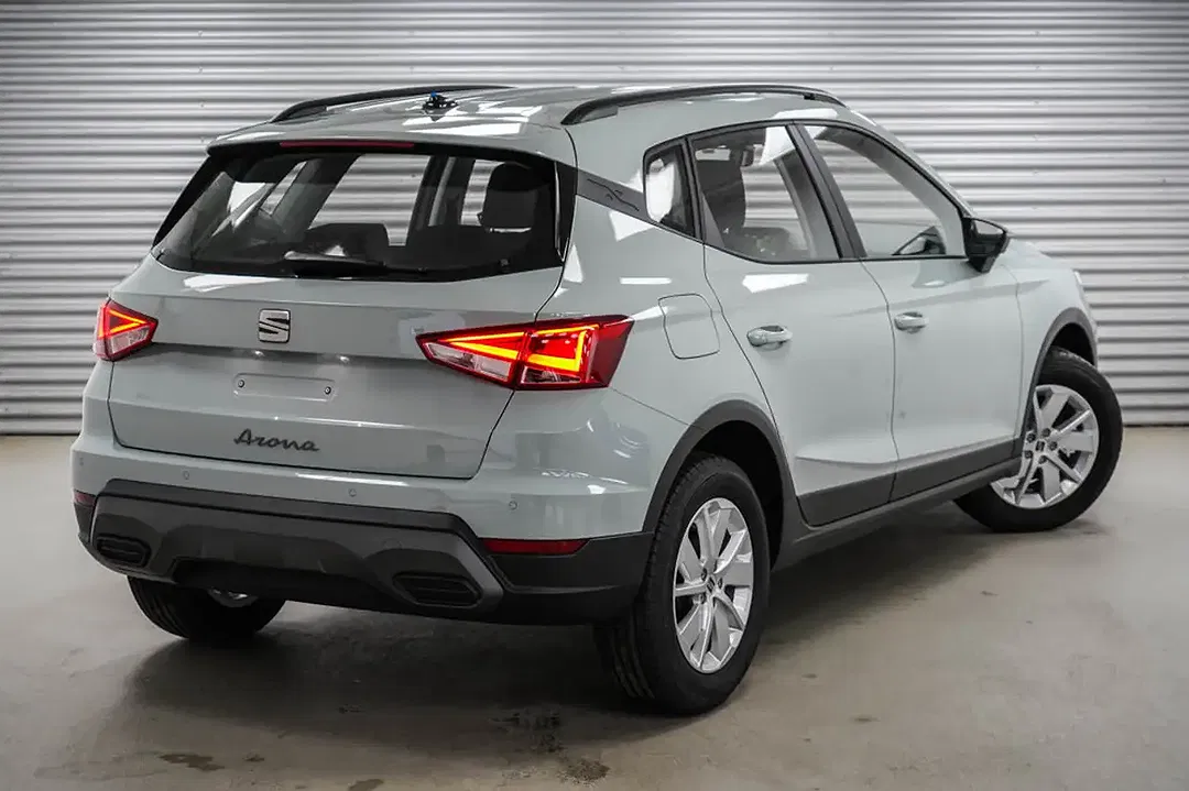 SEAT Arona - Thumbnail 3