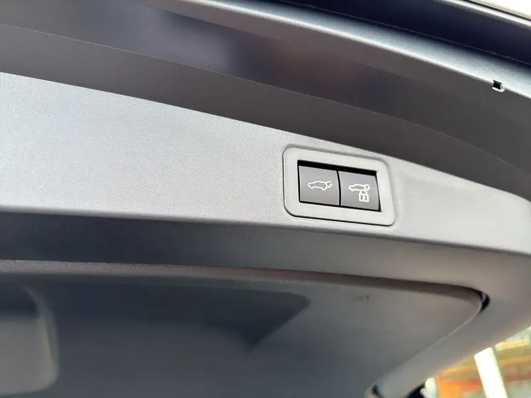 Toyota Corolla - Thumbnail 15