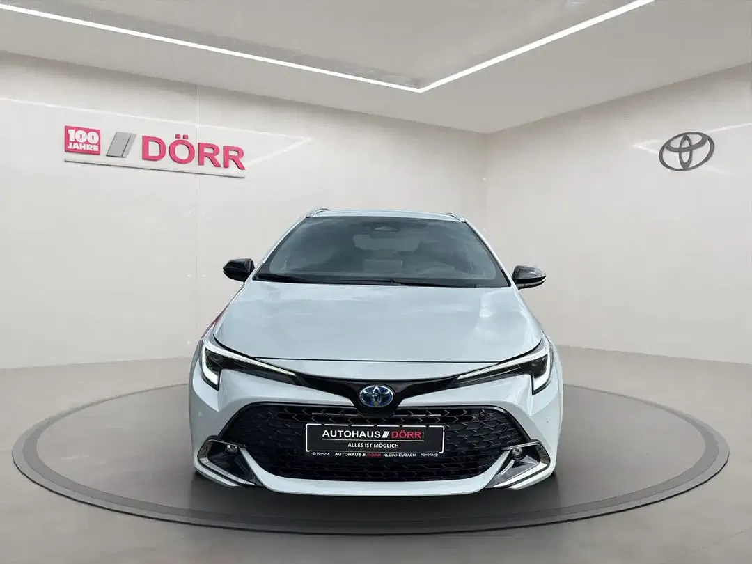 Toyota Corolla - Thumbnail 8