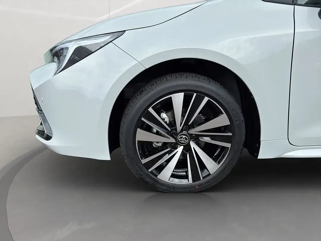 Toyota Corolla - Thumbnail 9